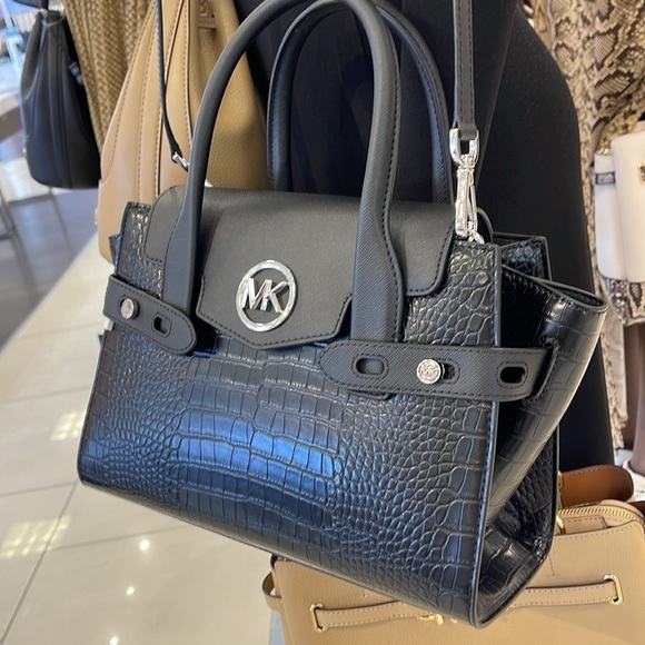 MICHAEL KORS
Carmen Medium Belted Flap Satchel Crocodile Leather
NWT - Picture 8 of 16